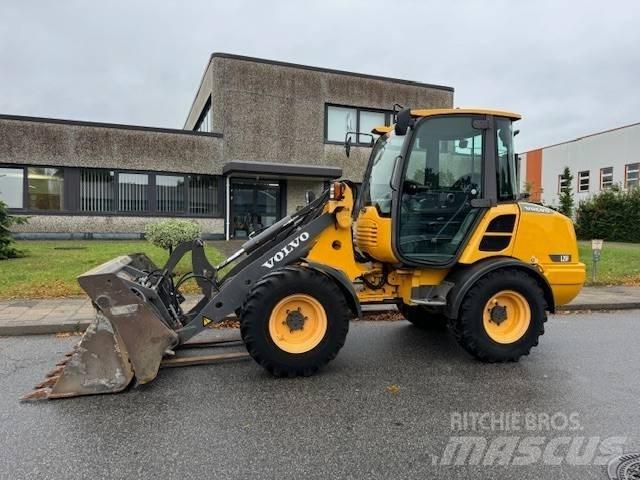 Volvo L 25 F Tekerlekli yükleyiciler
