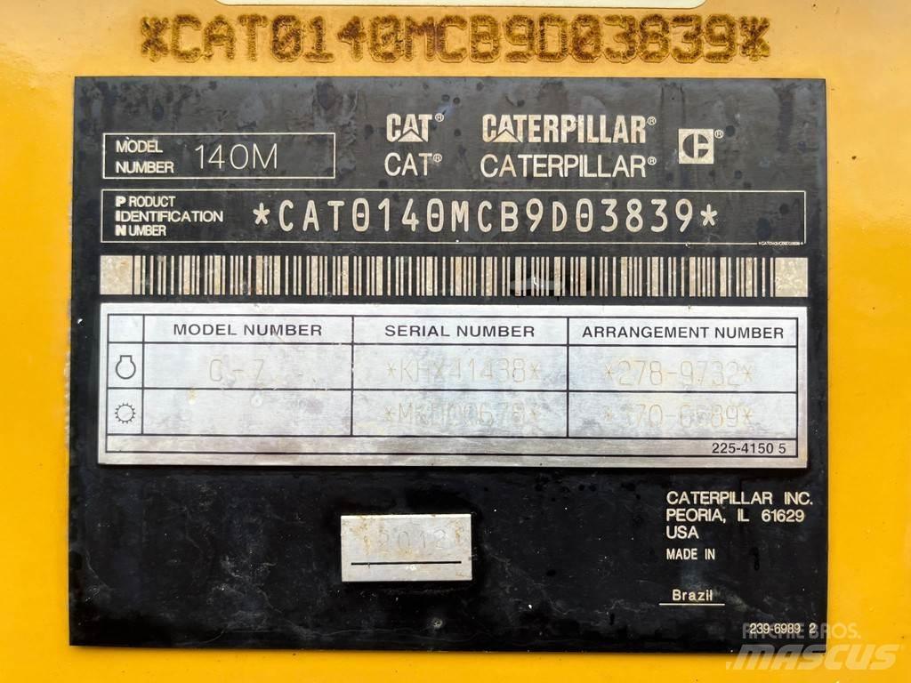 CAT 140M Greyderler