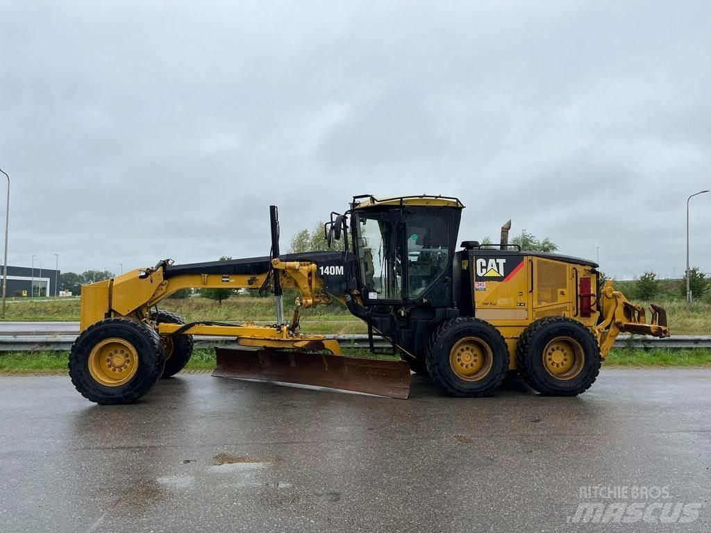 CAT 140M Greyderler
