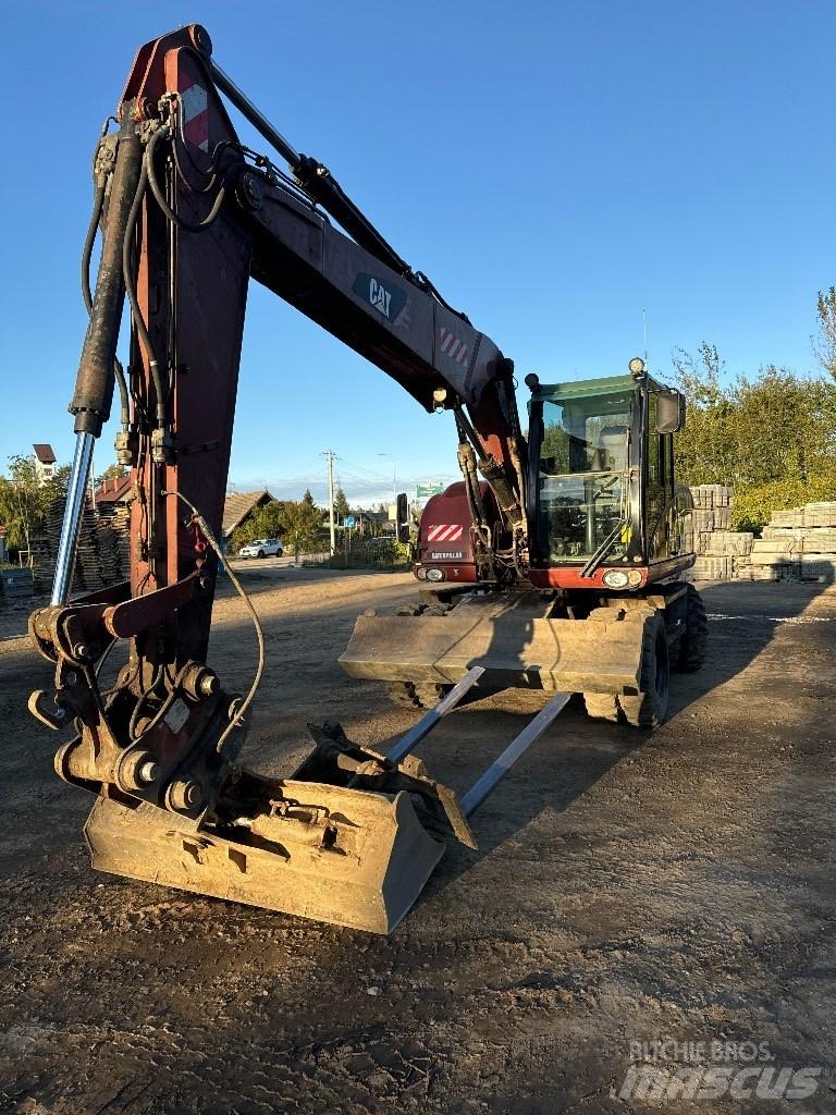 CAT 313 D Lastik tekerli ekskavatörler