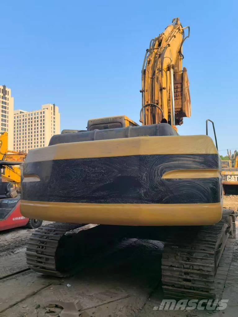 CAT 320 B L Paletli ekskavatörler