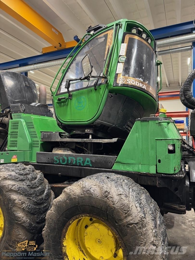 John Deere 1510E Tomruk yükleyici traktörler