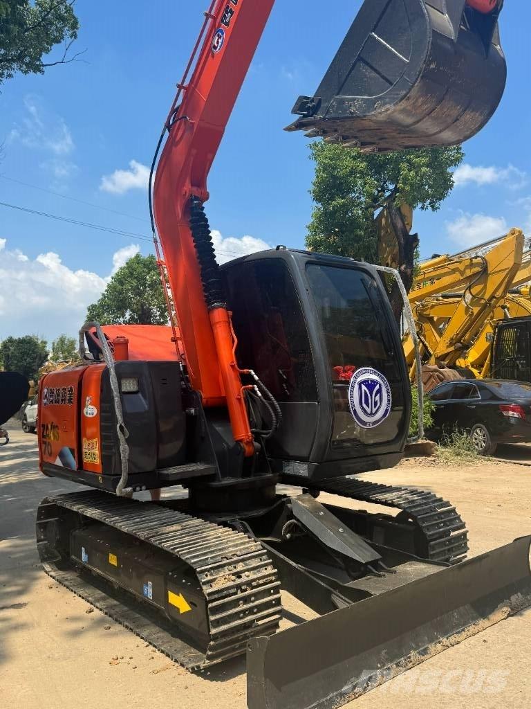 Hitachi ZX 70 Paletli ekskavatörler