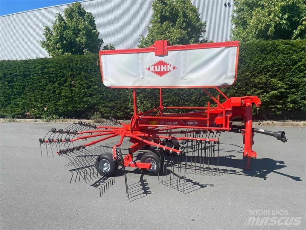 Kuhn GA 4321GM Kendi yürür saman makinaları