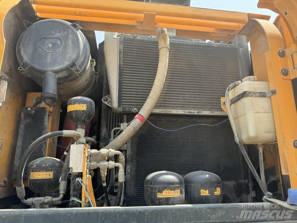 Hyundai R 150 W-9 Lastik tekerli ekskavatörler