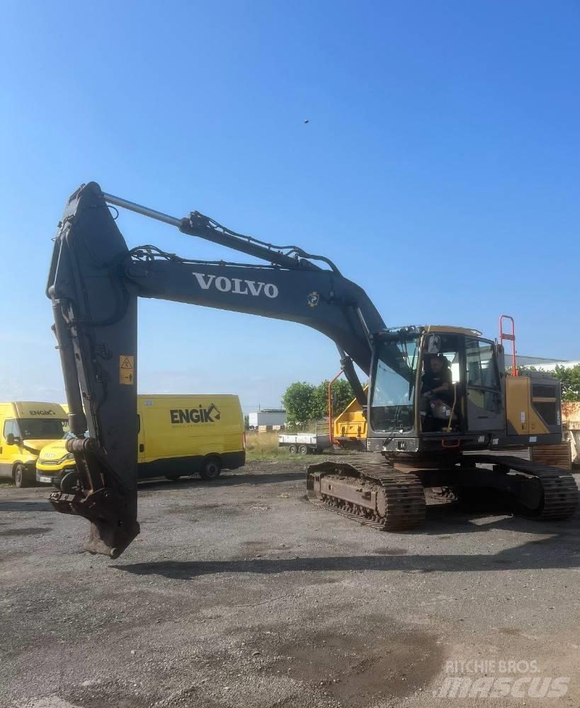 Volvo EC 250 EL Paletli ekskavatörler