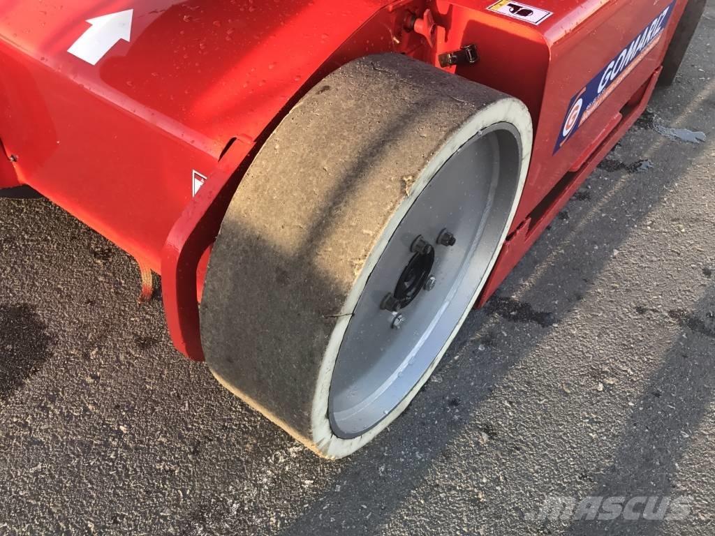 Manitou 120 AET J Körüklü personel platformları