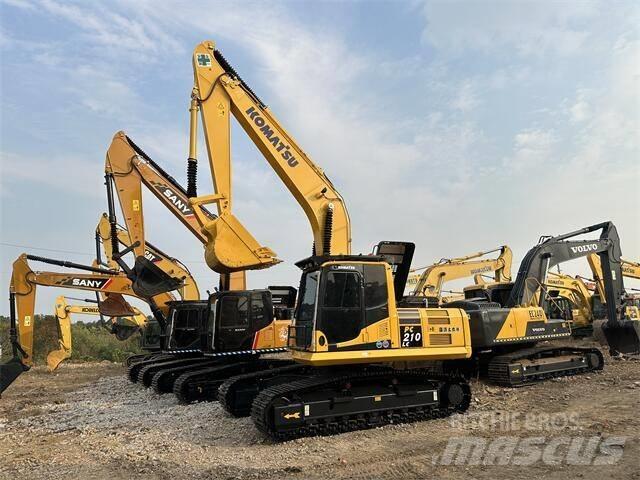 Komatsu PC210-8 Paletli ekskavatörler