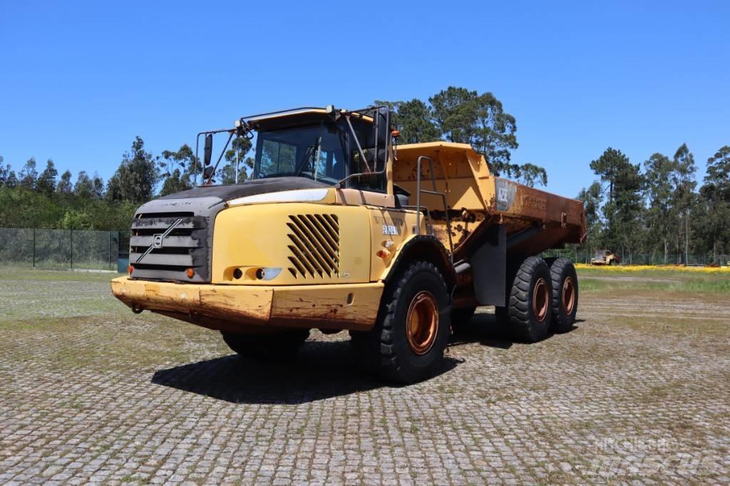 Volvo A25E Belden kirma kaya kamyonu