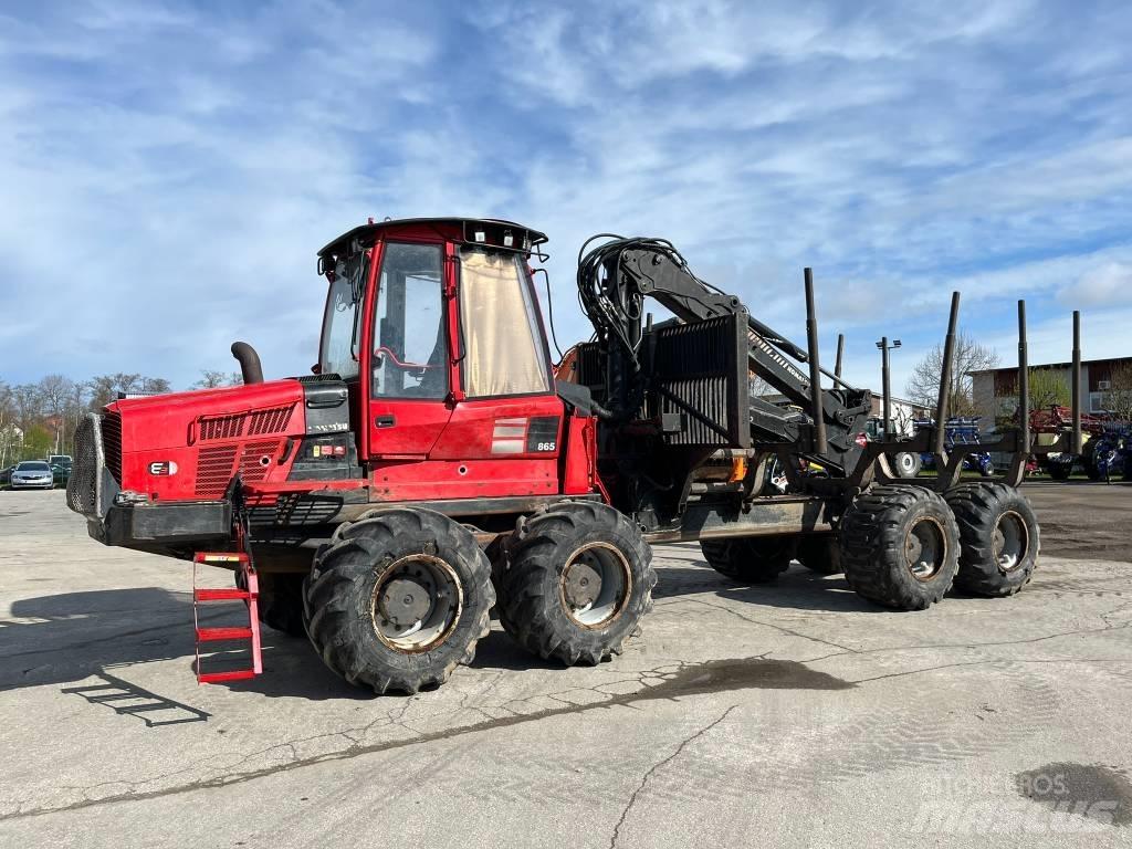 Komatsu 865 Tomruk yükleyici traktörler