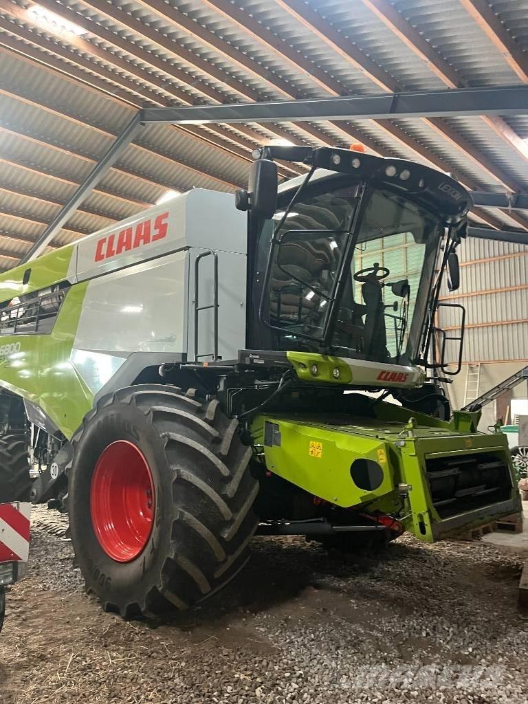 CLAAS Lexion 6800 Biçerdöverler