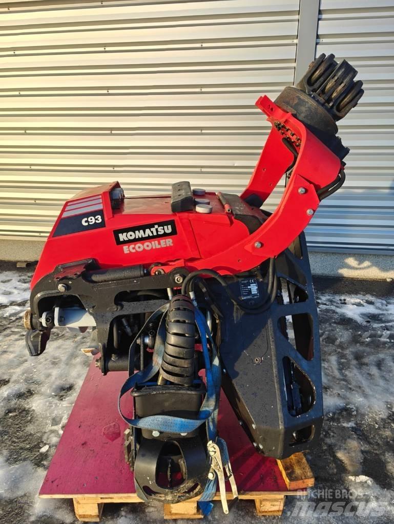 Komatsu C 93 Agaç kesme robotlari