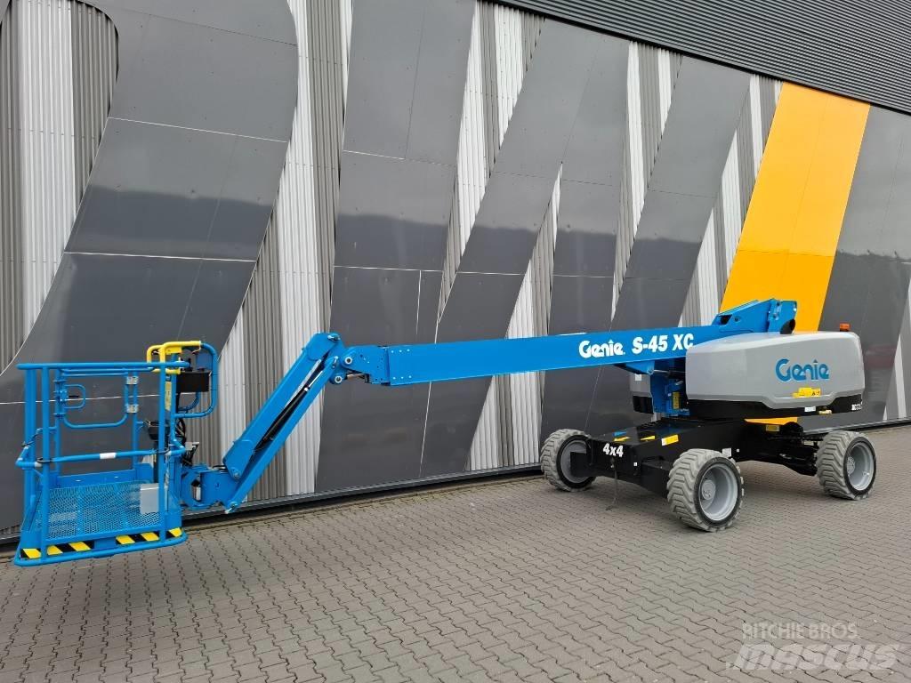 Genie S-45XC Teleskopik personel platformları