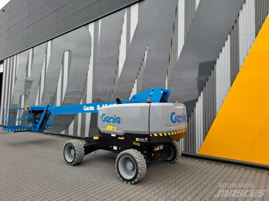 Genie S-45XC Teleskopik personel platformları