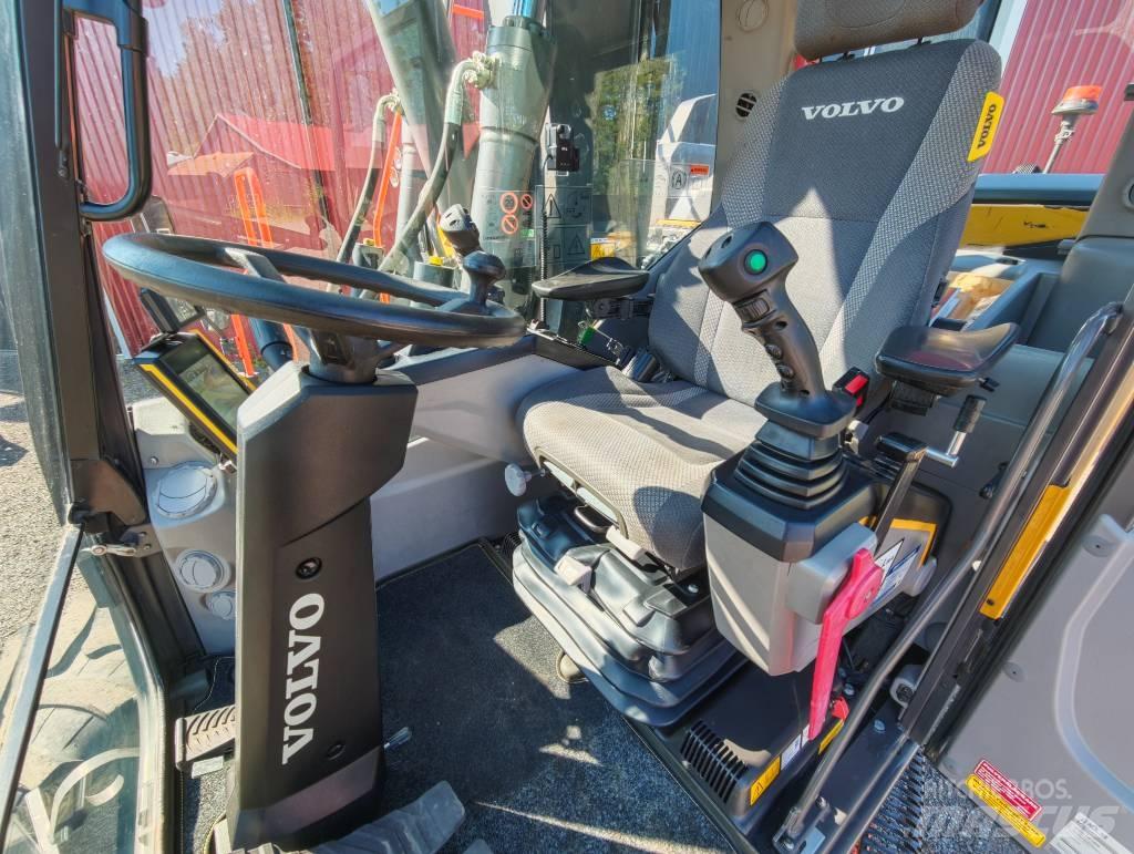 Volvo EW160E Lastik tekerli ekskavatörler