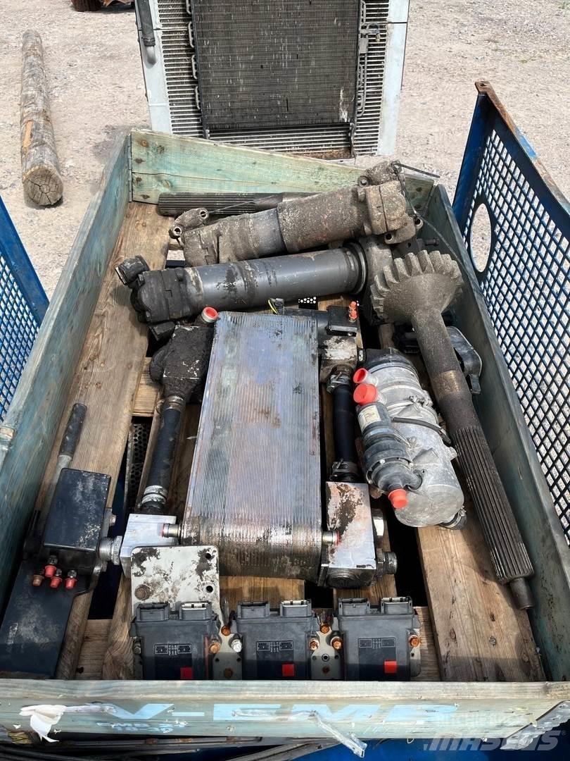 Rottne F18 Tomruk yükleyici traktörler