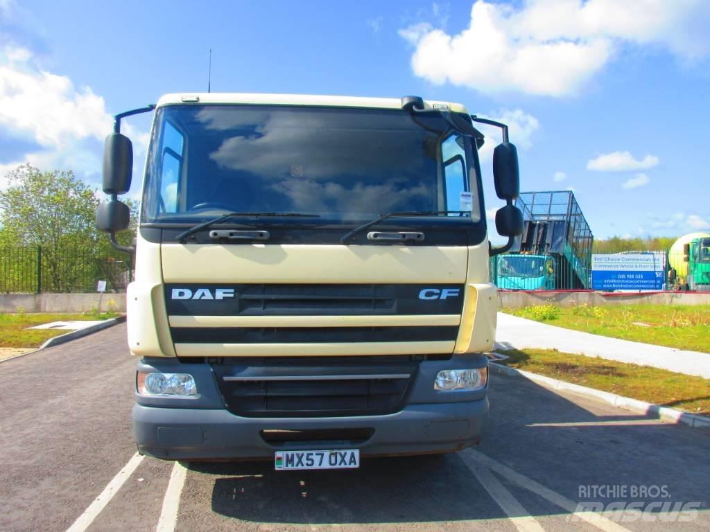DAF 65CF300 Araç üzeri vinçler