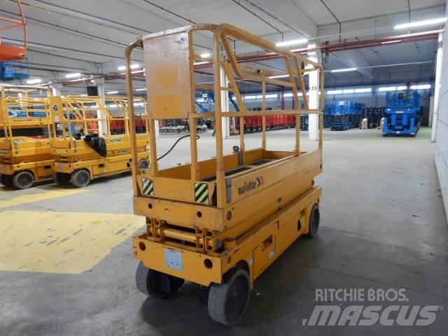 Haulotte Compact 8CU Makasli platformlar