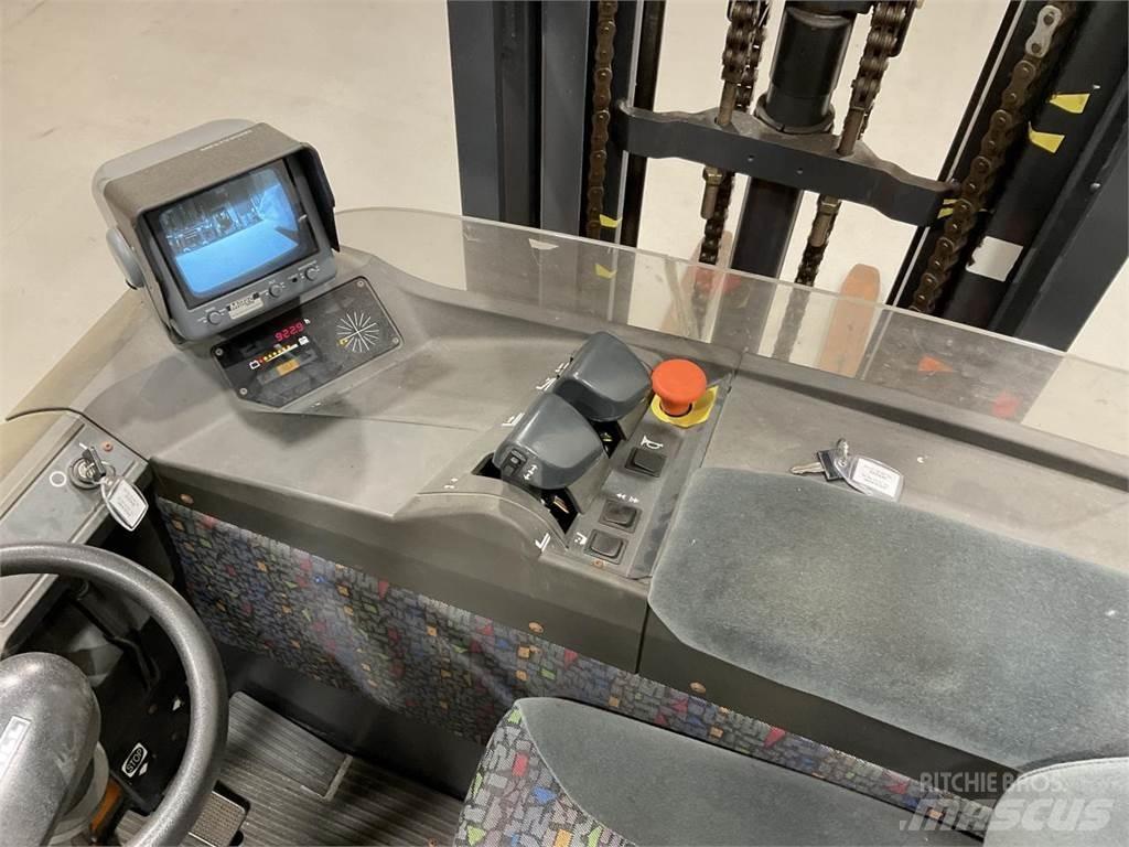 Still FM14 Reach truck - depo içi istif araçları