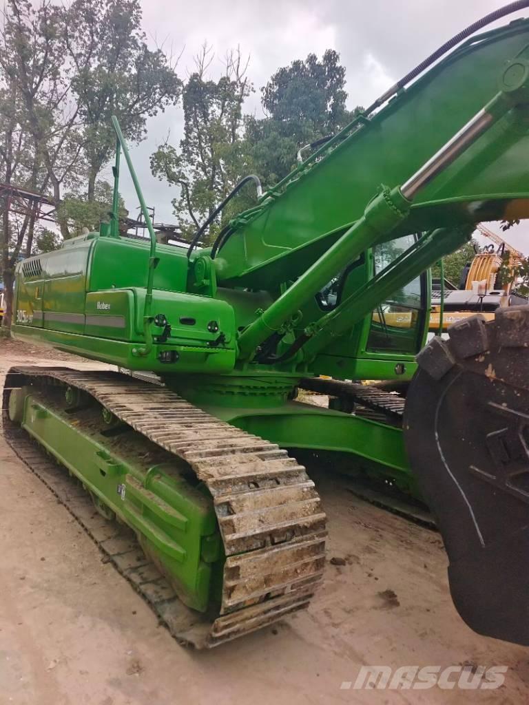 Hyundai 305 LC-9T Paletli ekskavatörler