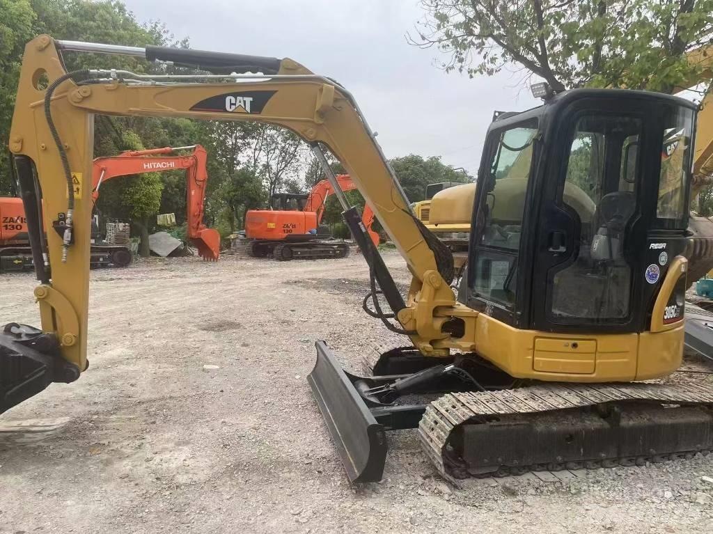 CAT 305 C CR Mini ekskavatörler, 7 tona dek