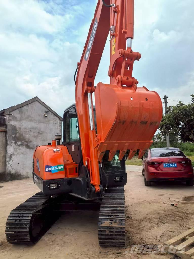 Doosan DH 60-7 Mini ekskavatörler, 7 tona dek