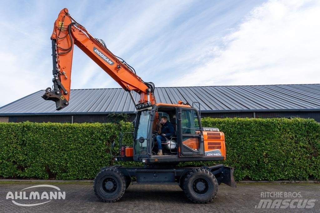 Doosan DX140W-5 Lastik tekerli ekskavatörler