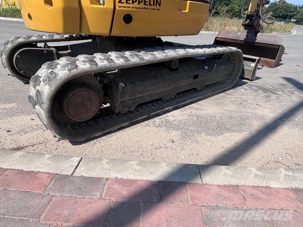 CAT 302.7D Mini ekskavatörler, 7 tona dek