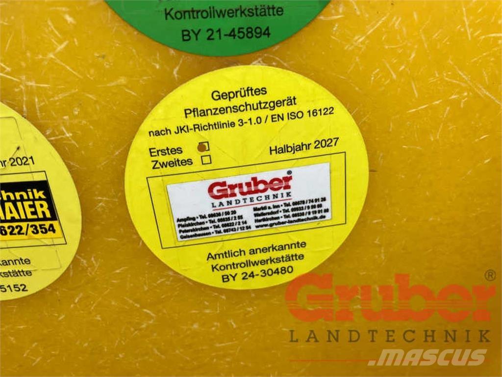 Rau 1.000 l Çekilir pülverizatörler