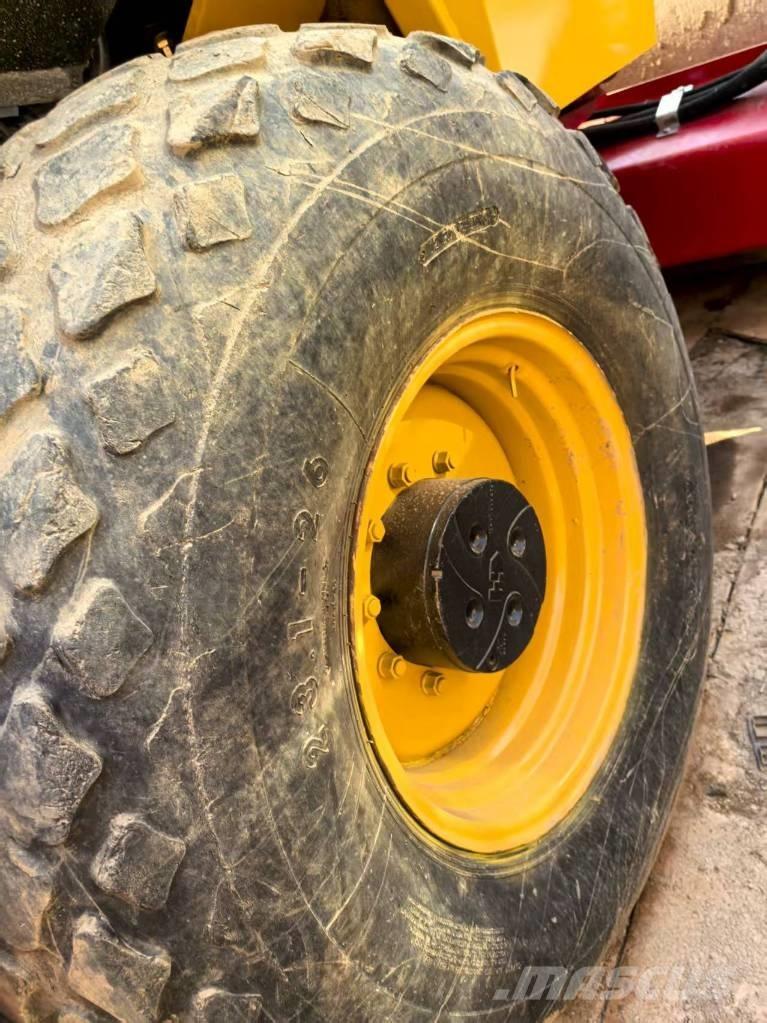 Dynapac ca602d Tek tamburlu silindirler
