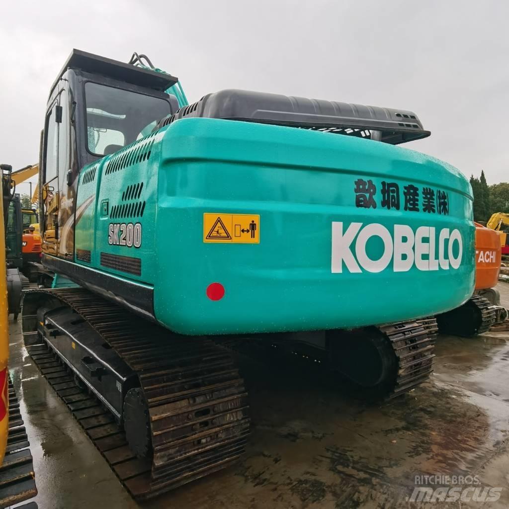 Kobelco SK 200 Paletli ekskavatörler
