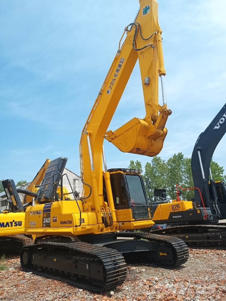 Komatsu PC 240 Paletli ekskavatörler