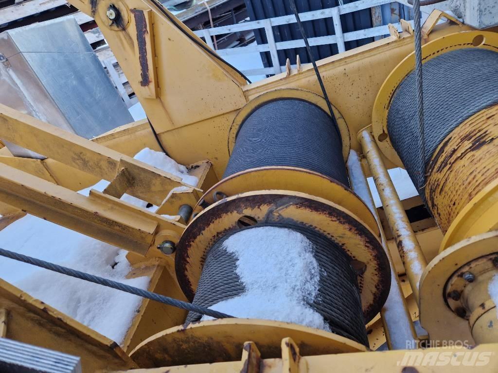 Potain 386B Kendini kuran kule vinçler
