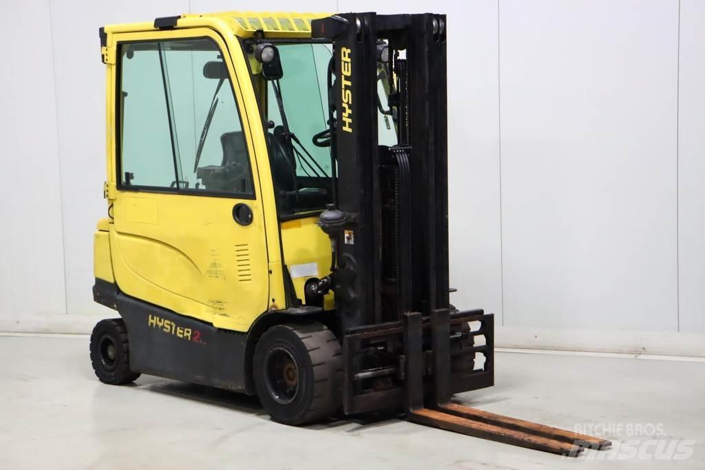 Hyster J2.5XN Elektrikli forkliftler