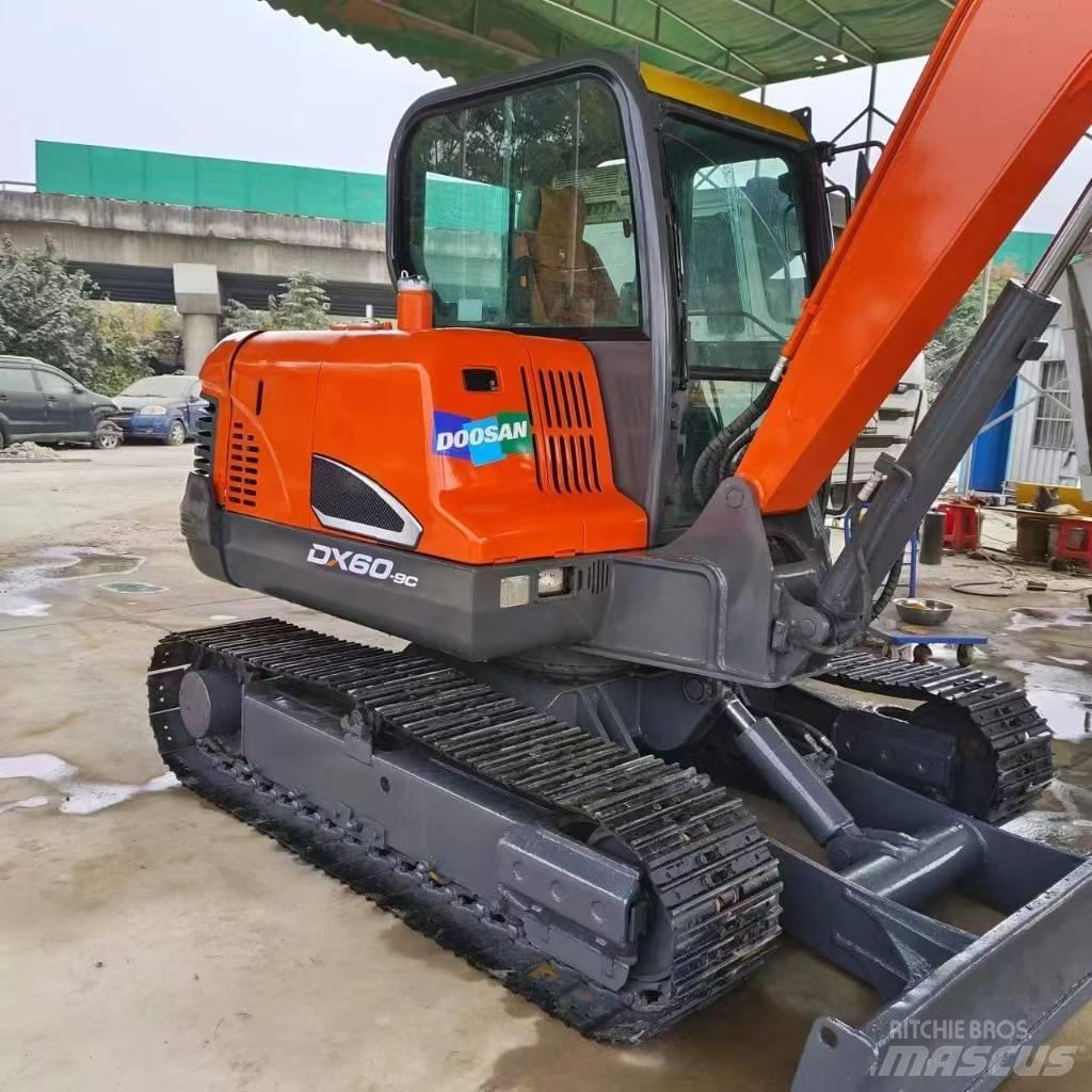 Doosan DX 60-9 C Paletli ekskavatörler