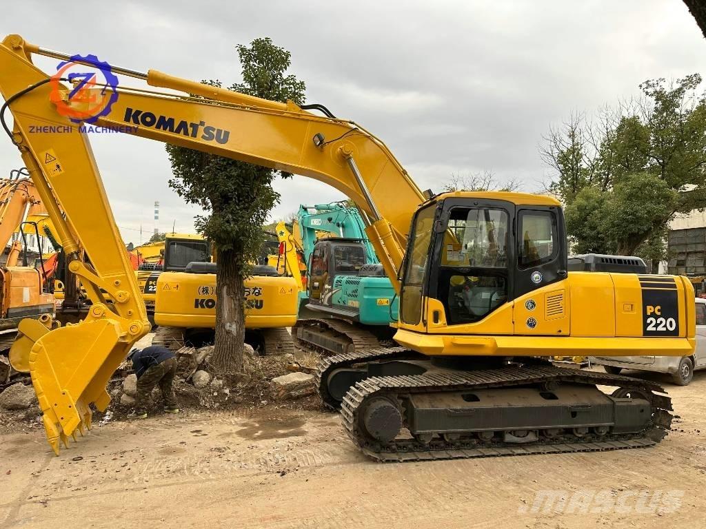 Komatsu PC 220-7 Paletli ekskavatörler