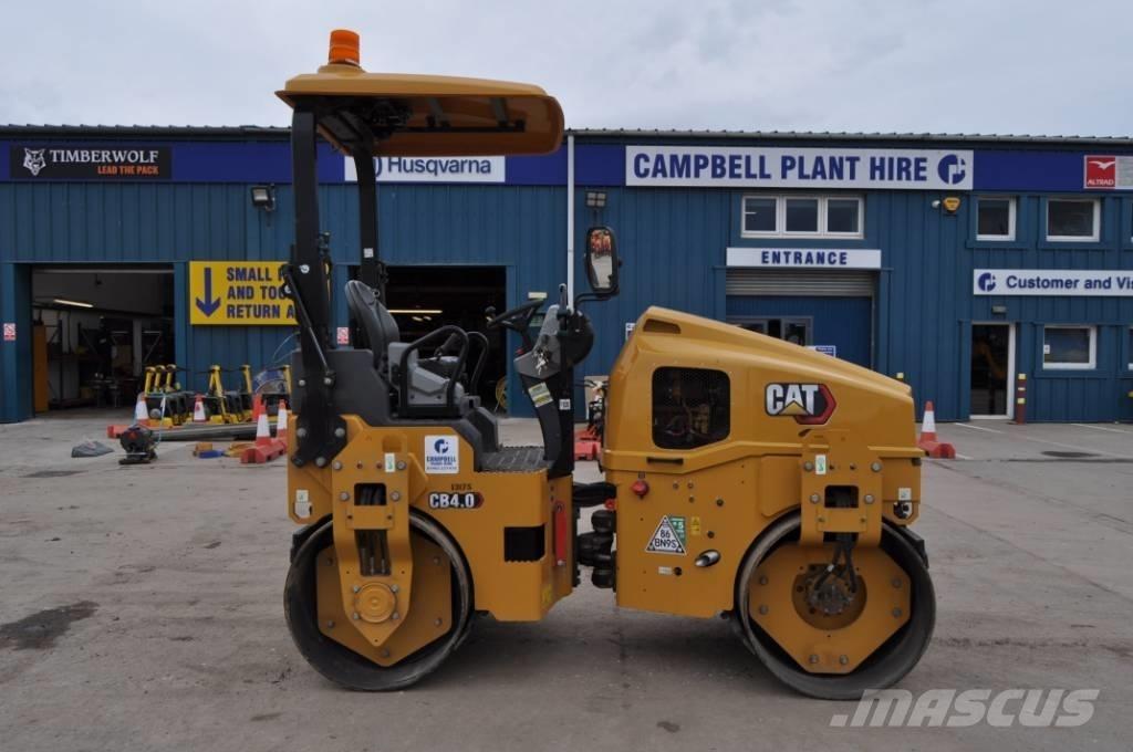 CAT CB 4.0 Çift tamburlu silindirler