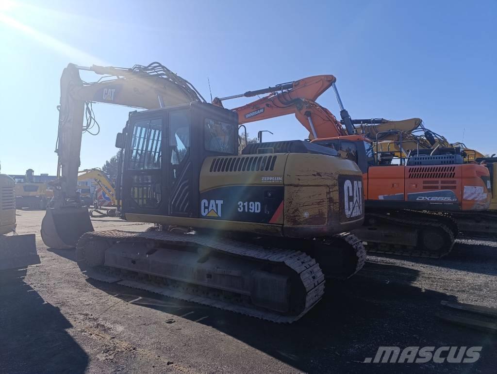 CAT 319D Paletli ekskavatörler
