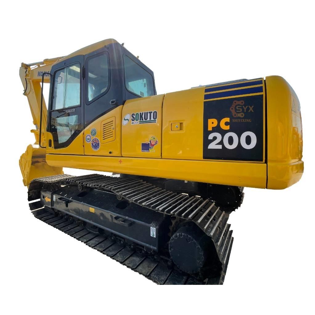 Komatsu PC 220 Paletli ekskavatörler