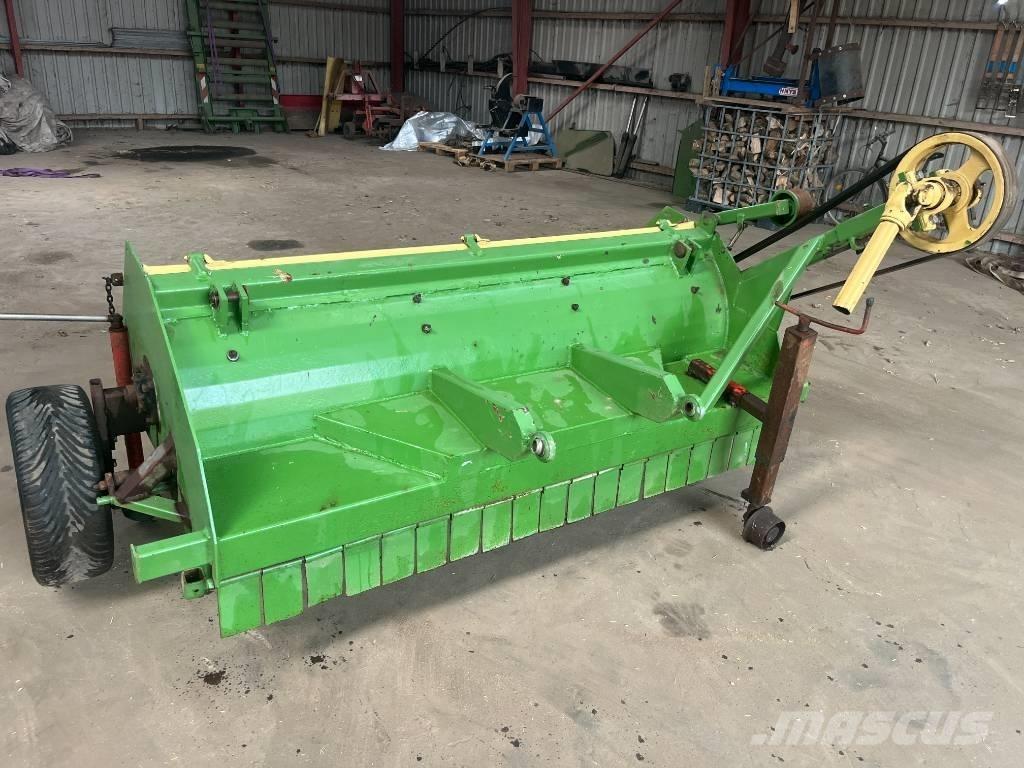 Krone Big Pack 12130 Küp balya makinalari