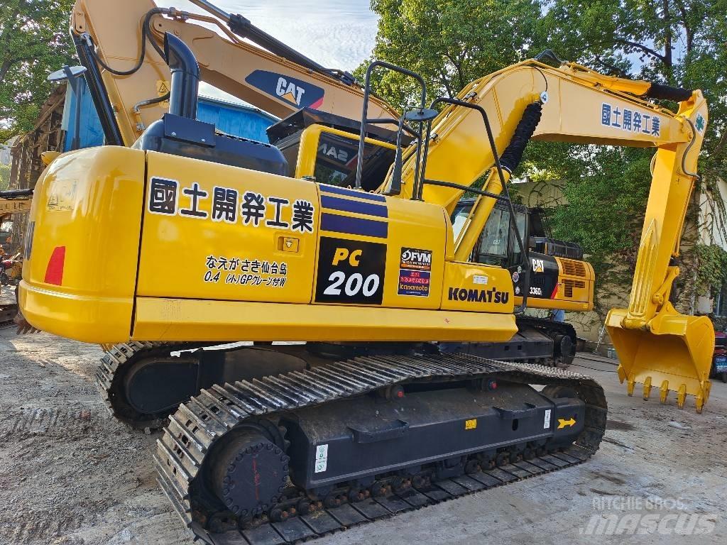 Komatsu PC 200-8 Paletli ekskavatörler