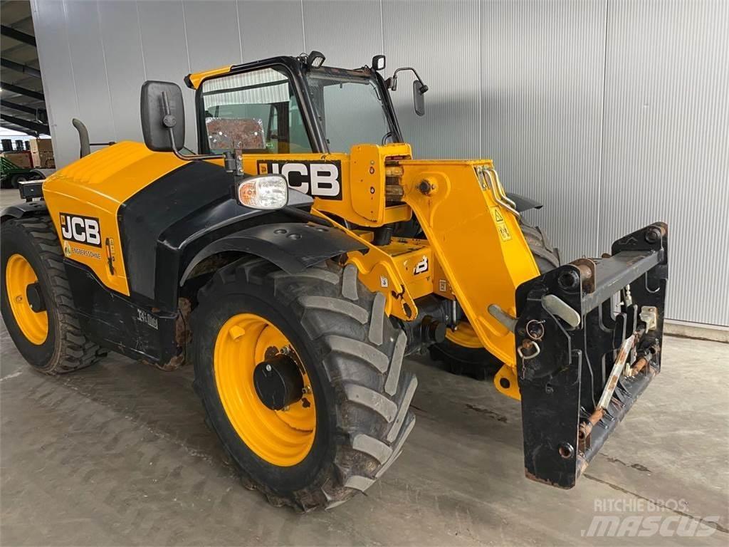 JCB 527-58 Agri Tarimsal teleskopik yükleyiciler