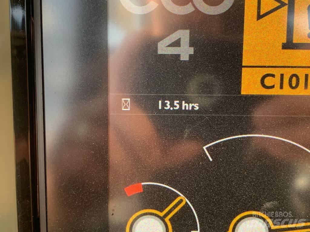 JCB 215LC NEW Paletli ekskavatörler