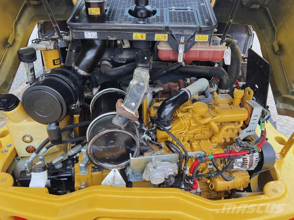 CAT 906 M     2016 Tekerlekli yükleyiciler