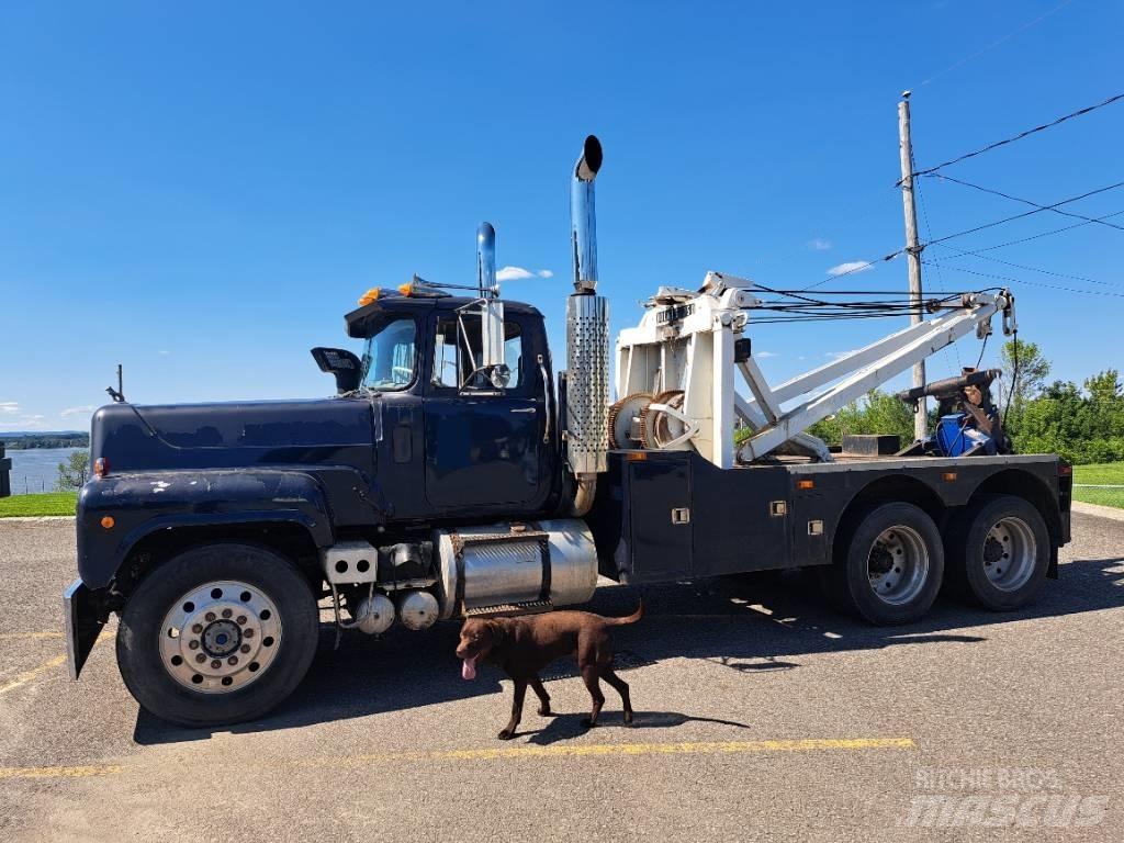Mack RS797LST Kurtaricilar