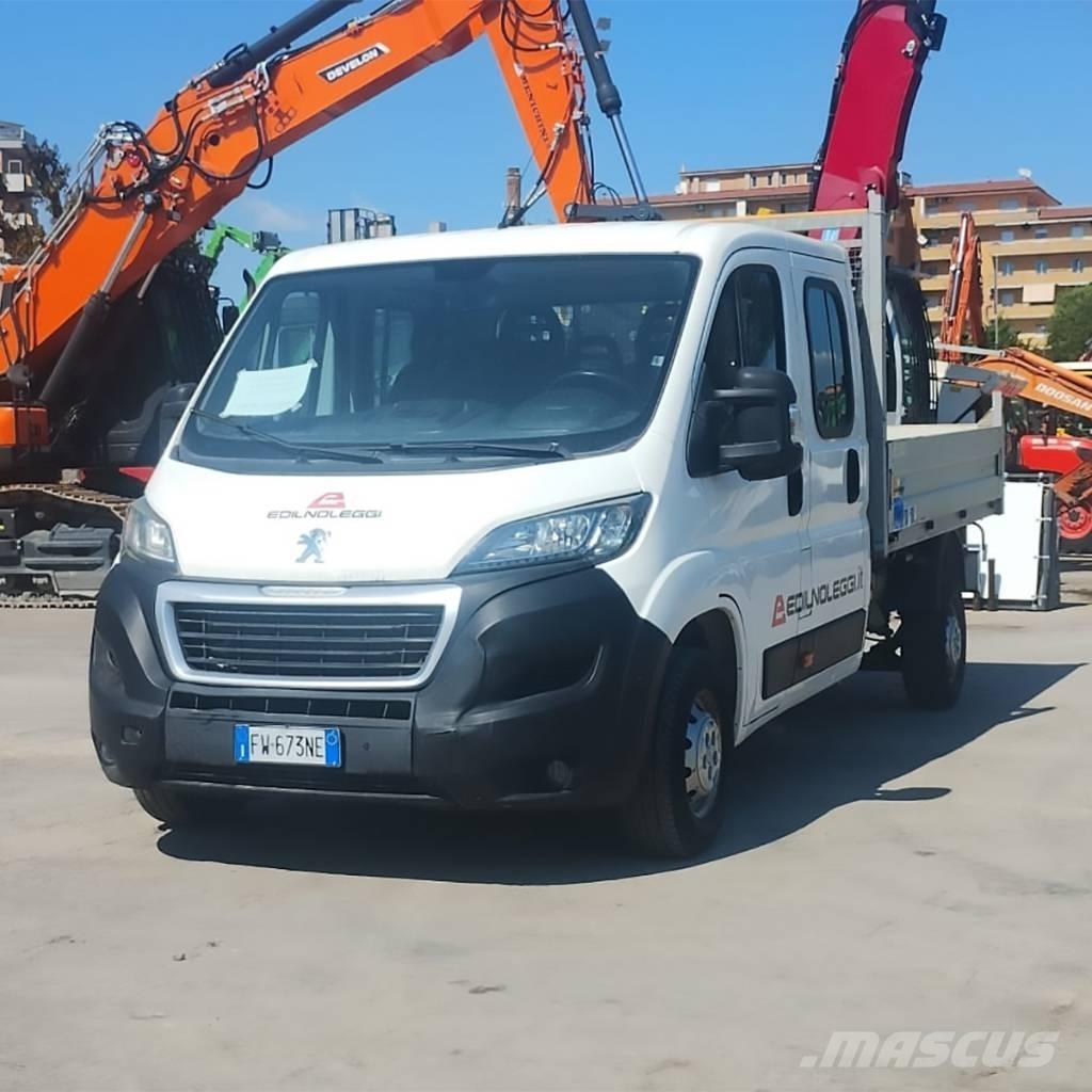 Peugeot Boxer Kapali kasa kamyonetler