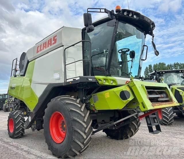 CLAAS TRION 520 Biçerdöverler