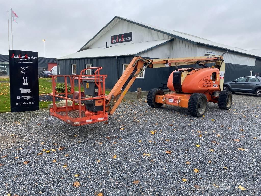 JLG 600 AJ Körüklü personel platformları