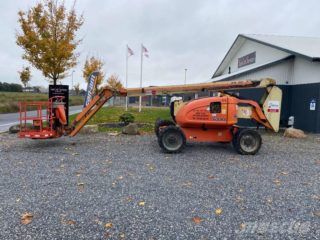 JLG 600 AJ Körüklü personel platformları