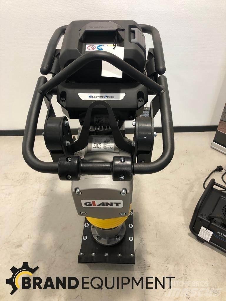 GiANT GR740E Kompaktörler